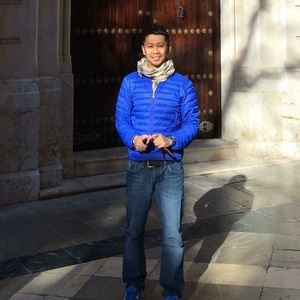 Meet your Posher, Kharlo